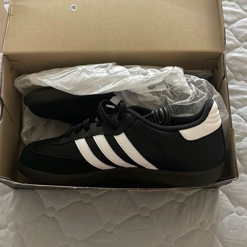 Men’s Addis’s samba classics